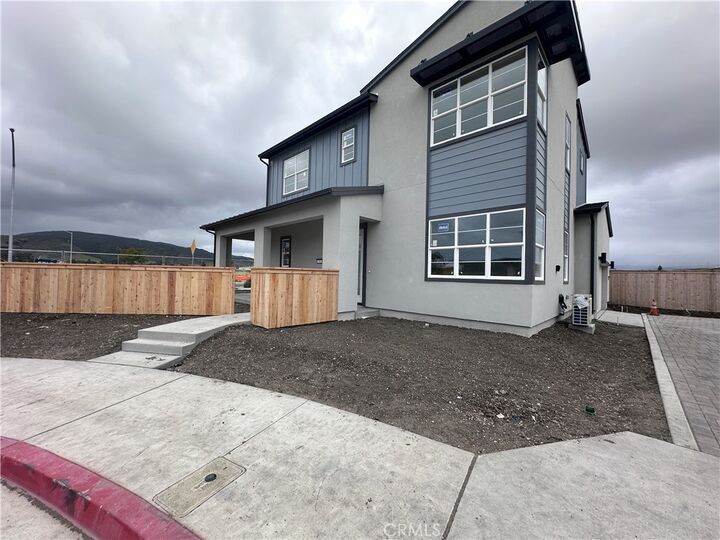 Property Photo: 202 Kitty Hawk Court CA 93401