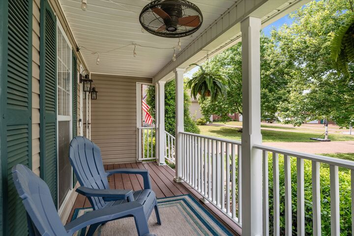 Property Photo:  2128 Kenowick Ct  TN 37174 