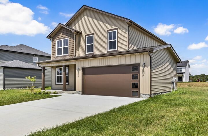 Property Photo:  215 Donegal Dr  TN 37042 