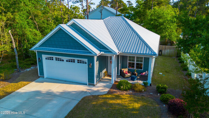 Property Photo:  2303 W Oak Island Drive  NC 28465 