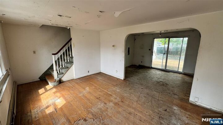 Property Photo:  69 Lincoln Avenue  NJ 07407 