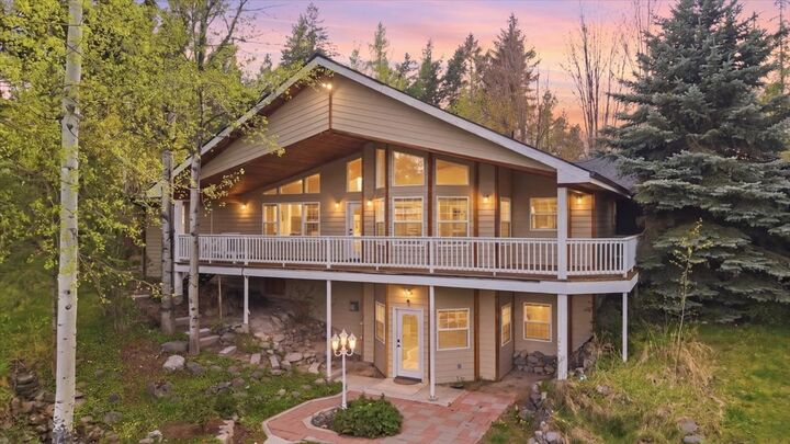 Property Photo: 33608 Hilltop Terrace MT 59911