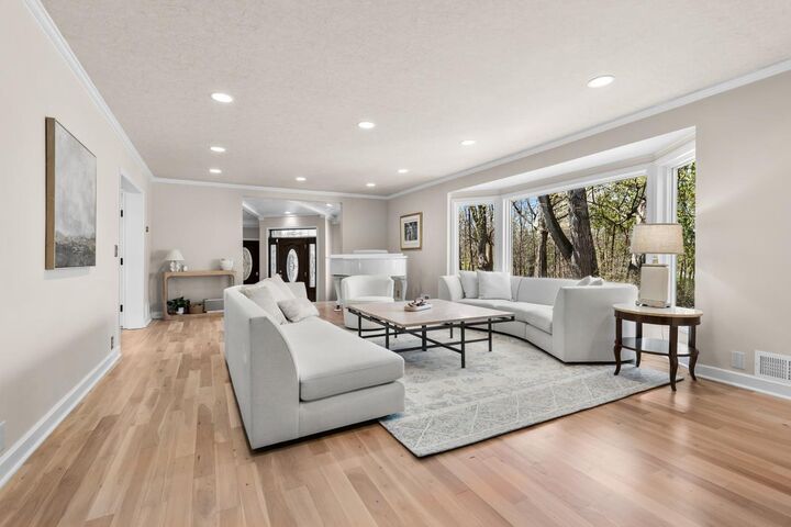 Property Photo:  3865 Hillcrest Road  MN 55391 