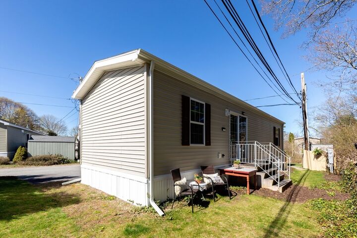 Property Photo:  8 Swifts Beach Road 33  MA 02571 