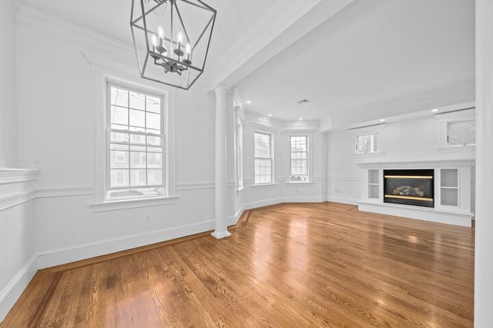 Property Photo:  906 E Broadway 2  MA 02127 