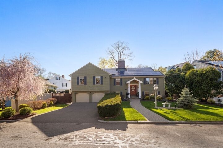 Property Photo:  115 Ellis Farm Ln  MA 02176 