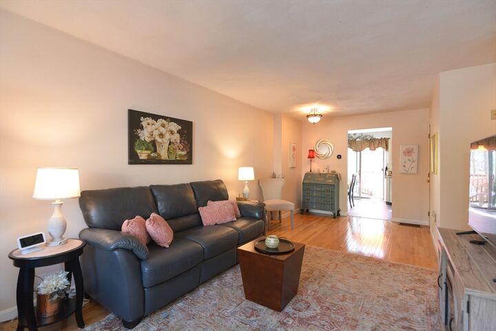 Property Photo:  189 Farrwood Dr 189  MA 01830 