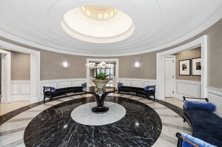 Property Photo:  20 Rowes Wharf Ph4  MA 02110 
