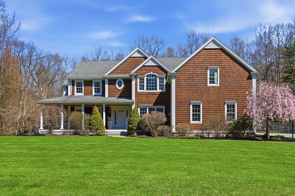 Property Photo:  3 Oak Knoll Road  MA 01741 