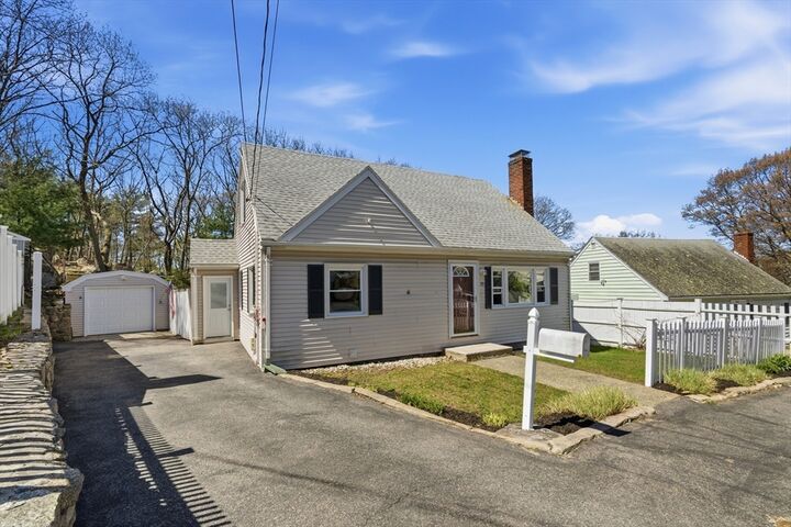 Property Photo:  11 Cannon Rock Rd  MA 01904 