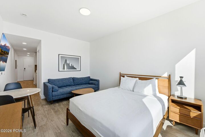 Property Photo: 2303 W Deer Hollow Road A-1112 UT 84060