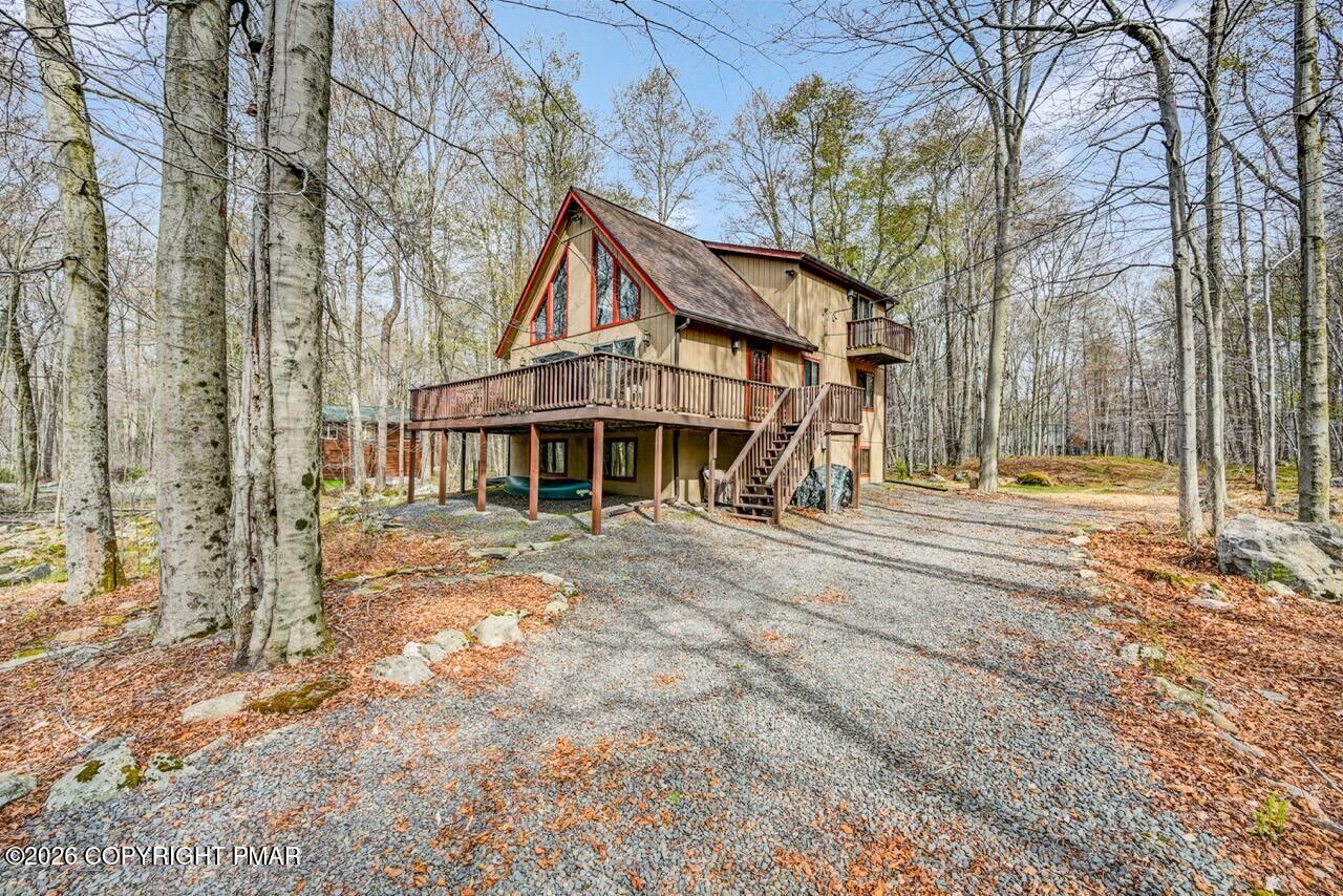 Property Photo: 195 Eagles View Drive PA 18424