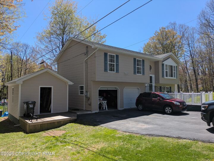 Property Photo:  1637 Sugar Lane  PA 18058 