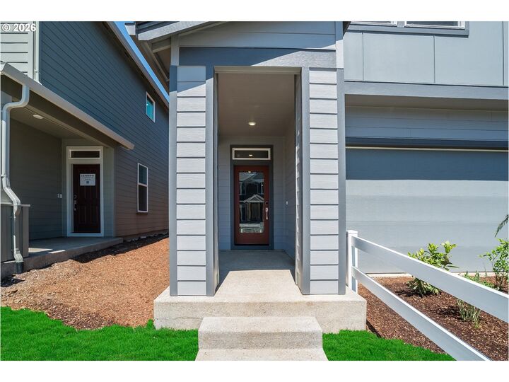 Property Photo:  8875 SW Mohegan Ln  OR 97062 