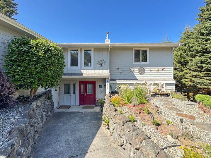 Property Photo:  250  North Street A  WA 98382 