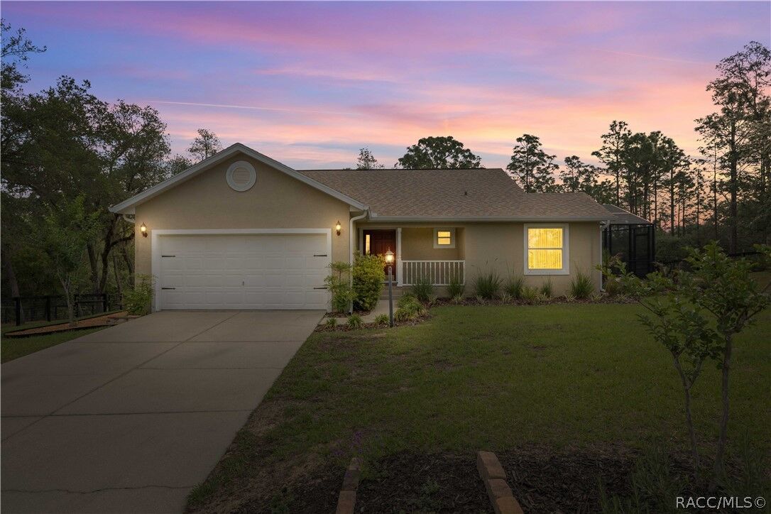 Property Photo:  5101 N Wayne Drive  FL 34465 