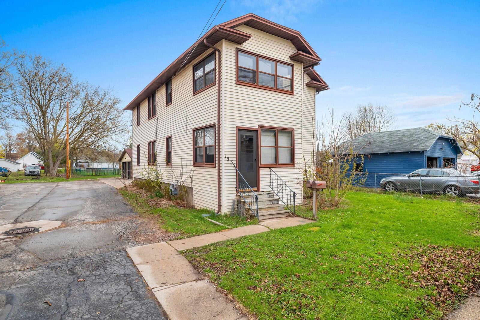 Property Photo:  1235 Chicago Street  WI 54301-3835 