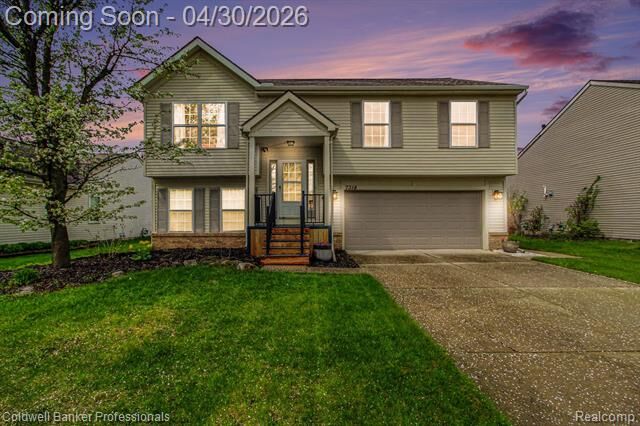 Property Photo:  7318 Royal Troon Drive  MI 48197 