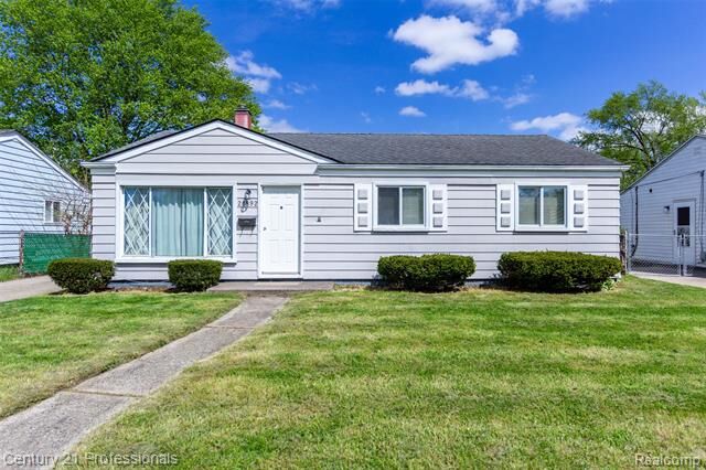 Property Photo:  21892 Ehlert Avenue  MI 48089 