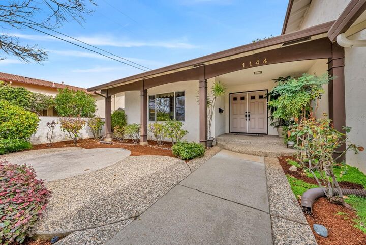 Property Photo:  1144 Elmsford Drive  CA 95014 