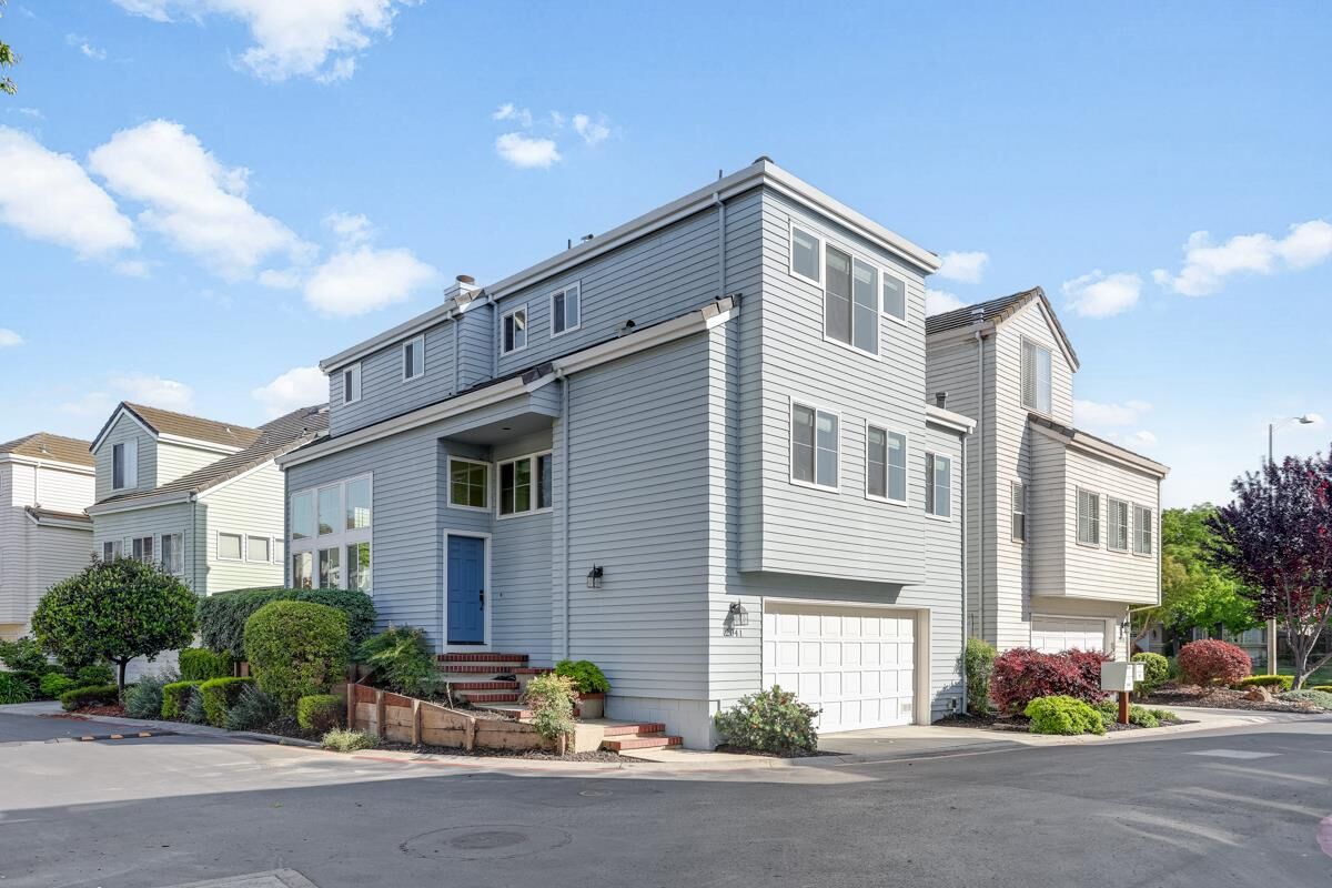Property Photo:  2041 Haines Place  CA 95051 