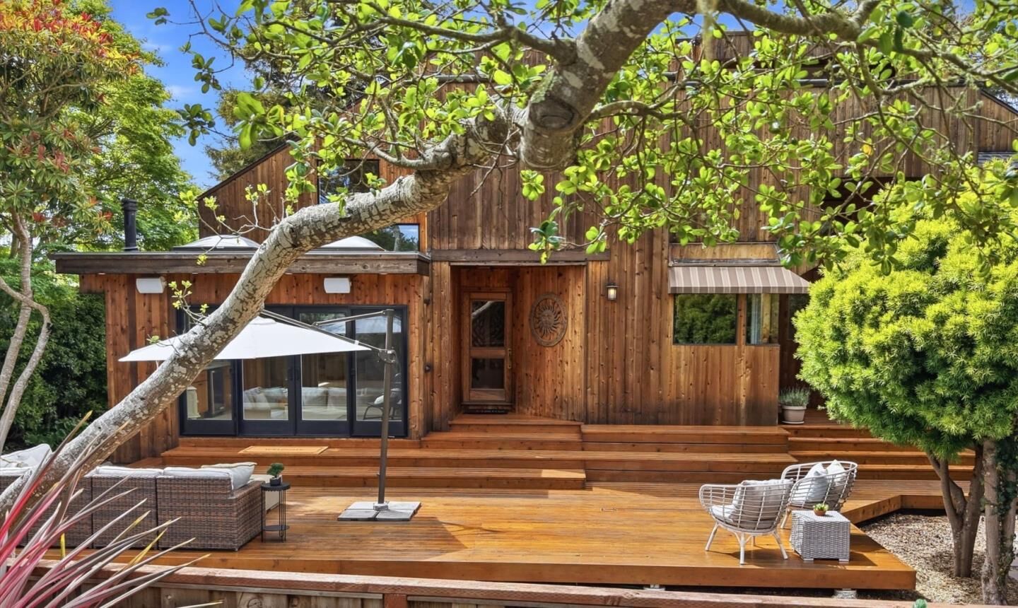 Property Photo:  328 Cliff Drive  CA 95003 
