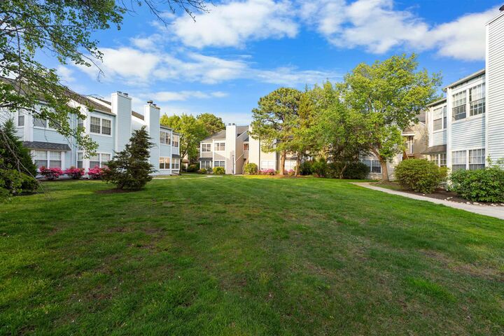 Property Photo:  63 Driftwood Court Building 34  NJ 08205 