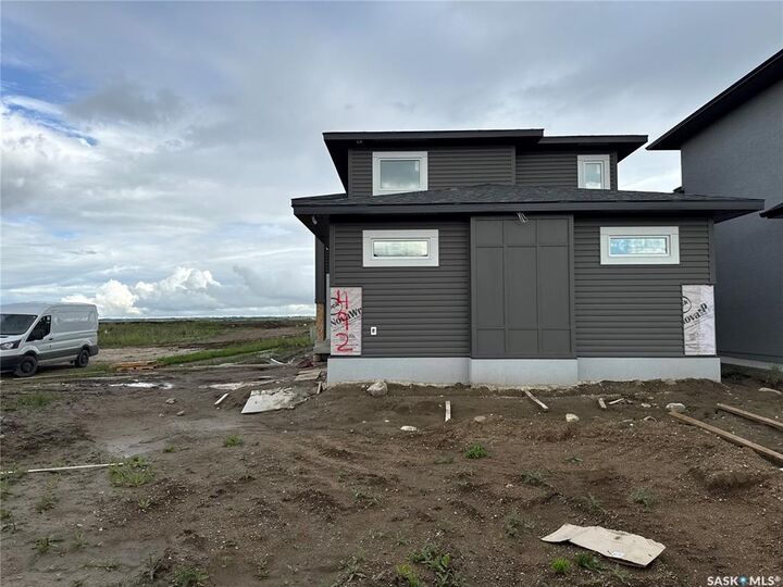 Property Photo: 492 Woolf Bend SK S7W 1E4