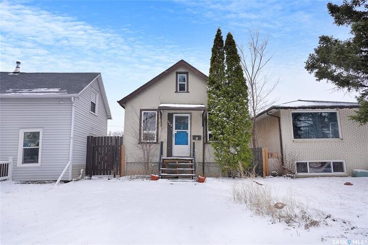 328 Cornwall Street — photo 1