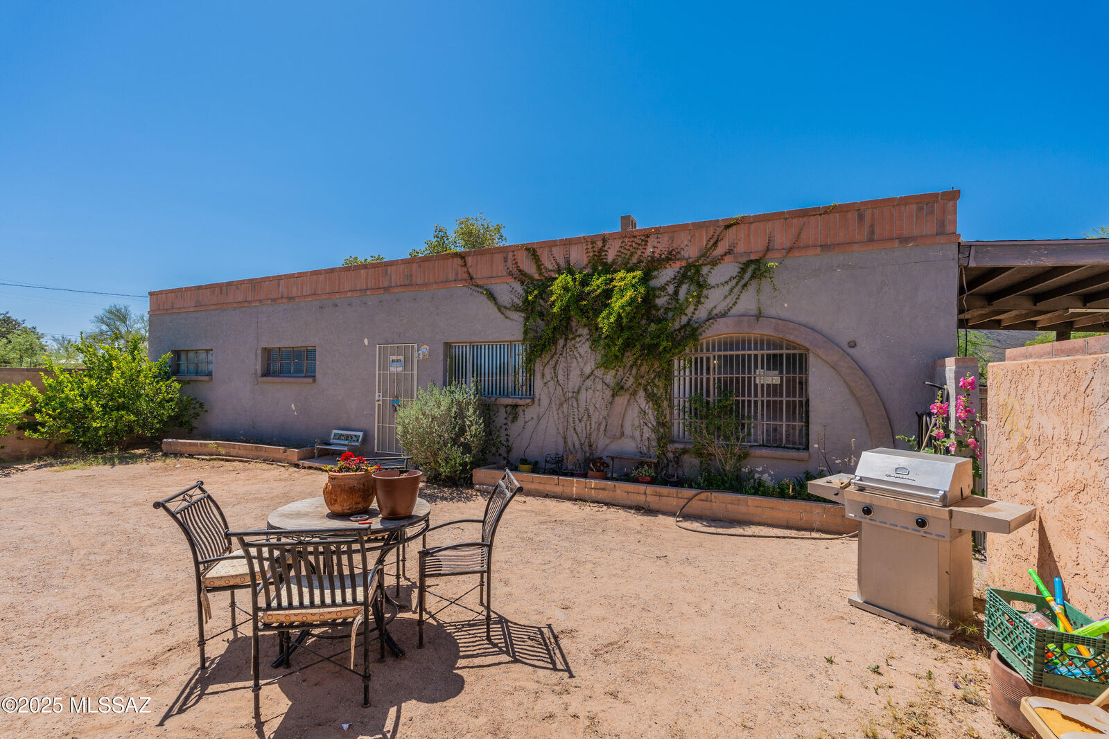 Property Photo:  7710 S Gila Avenue  AZ 85746 
