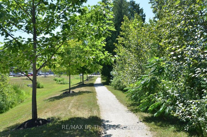 Property Photo: 40 Mulligan Lane 208 ON L9Z 0C5