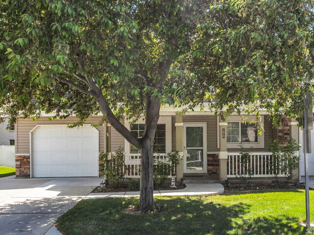 Property Photo:  1015 E Fort Ln S  UT 84404 