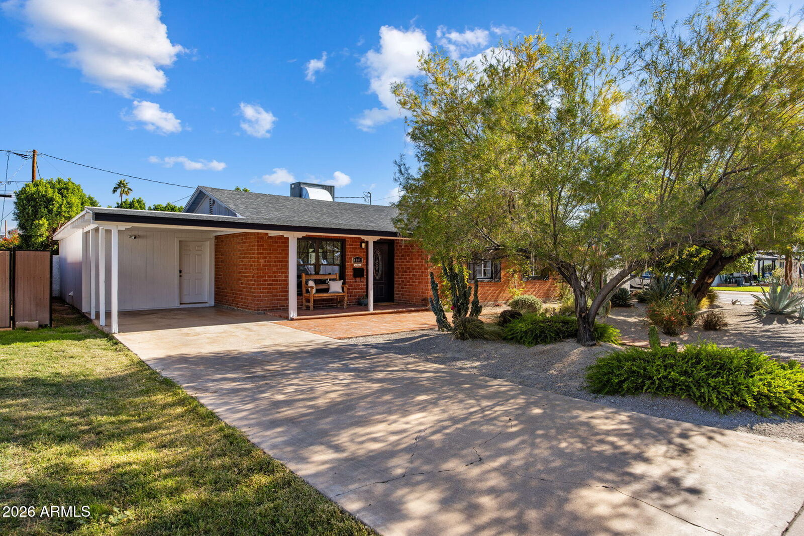 Property Photo:  4001 N 33rd Street  AZ 85018 