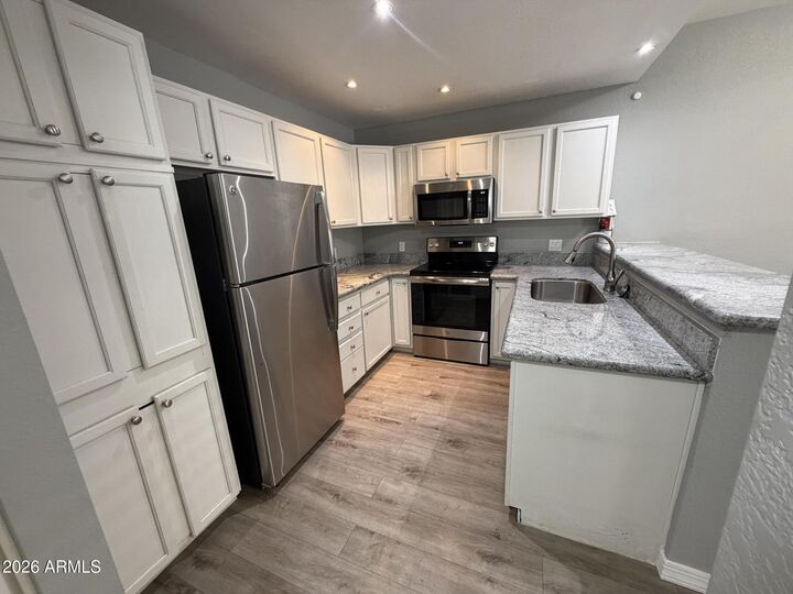 Property Photo:  2201 N Comanche Drive 1046  AZ 85224 