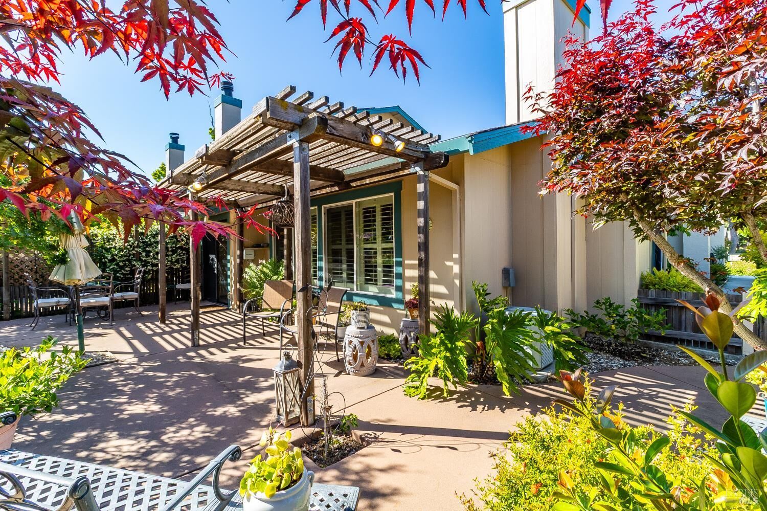 Property Photo:  1586 London Circle  CA 94510 