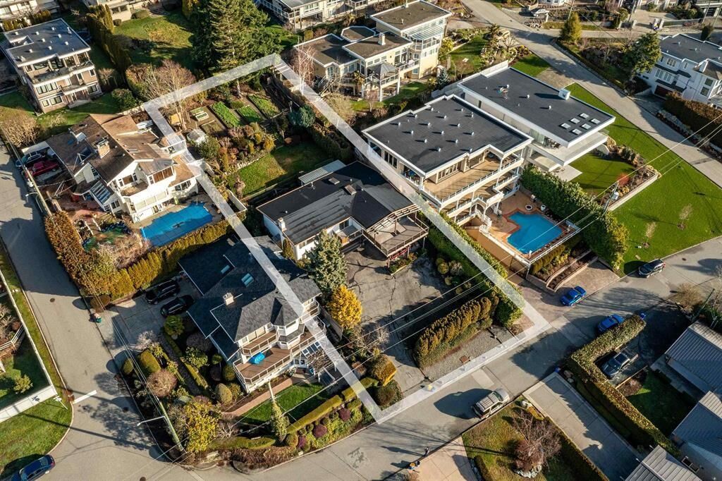 Property Photo: 14371 Sunset Drive BC V4B 2V4