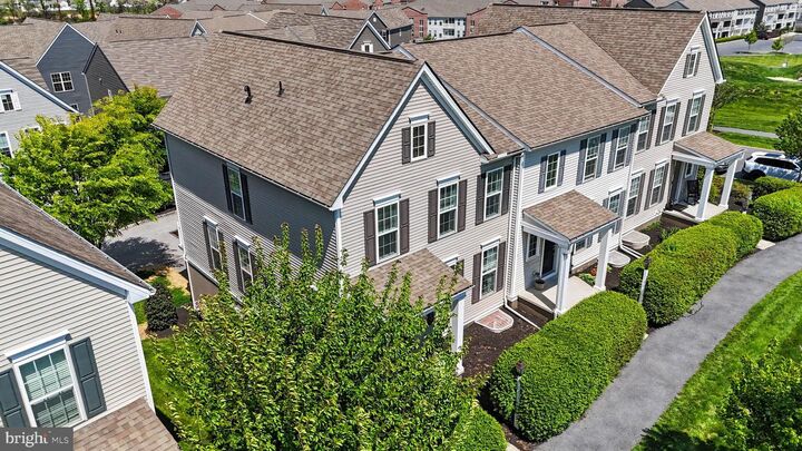 Property Photo:  3256 Lark Way  PA 17055 