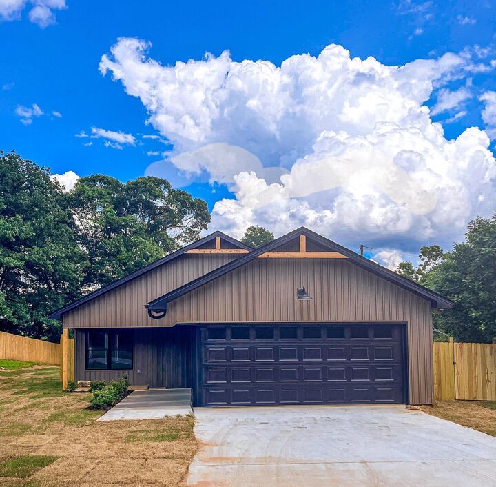 Property Photo: 430 Main Street AR 72011