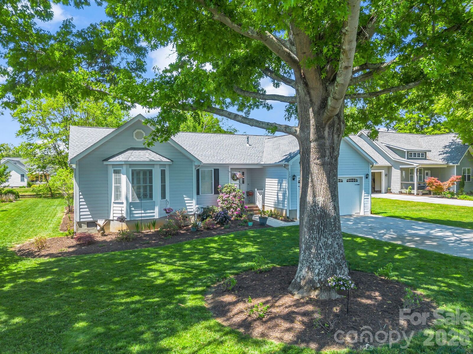 Property Photo: 179 Kingfisher Lane NC 28759