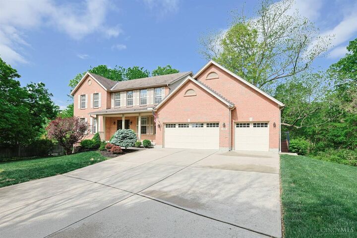 Property Photo:  1919 Highcliff Court  OH 45014 