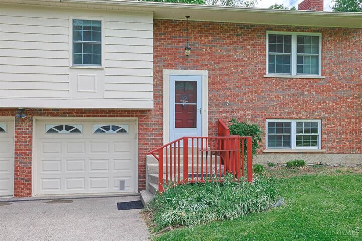 Property Photo:  128 Maplewood Drive  OH 45160 