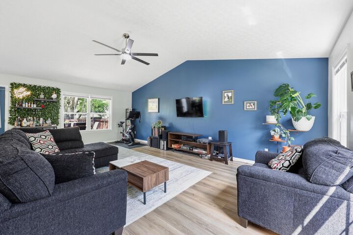 Property Photo: 664 Arden Street OH 43035