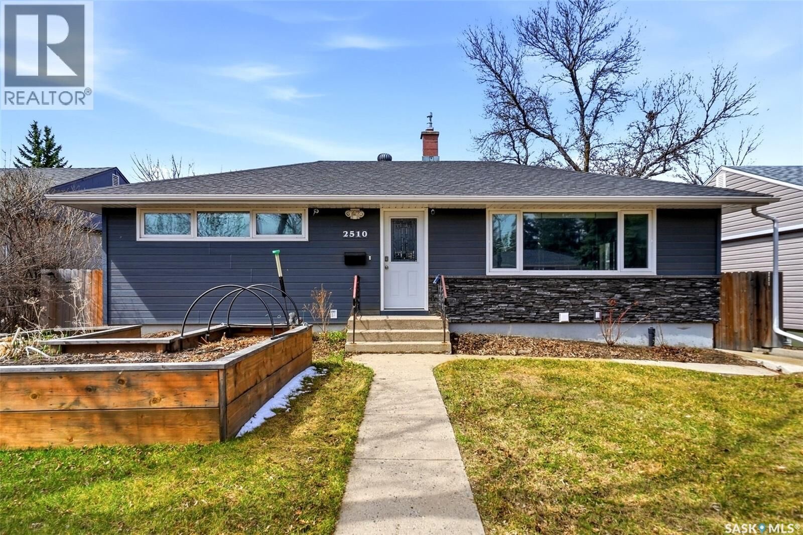 Property Photo: 2510 Edward Street SK S4S 0M8