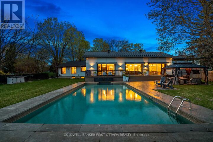 Photo de la propriété:  1060 River Road  ON K4M 1B4 