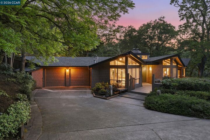 Property Photo: 130 Montair Dr CA 94526