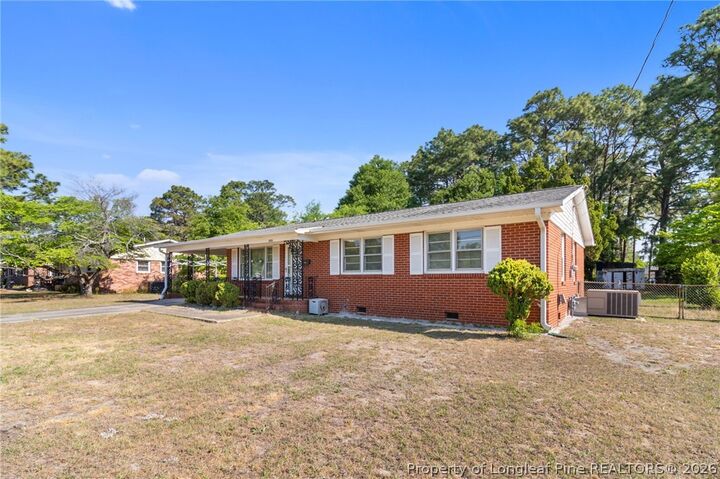Property Photo:  1921 Wyatt Street  NC 28304 