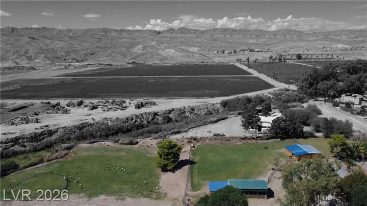 Property Photo:  2025 Whipple Avenue  NV 89021 