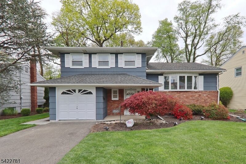 Property Photo:  2260 Sunrise Ct  NJ 07076 