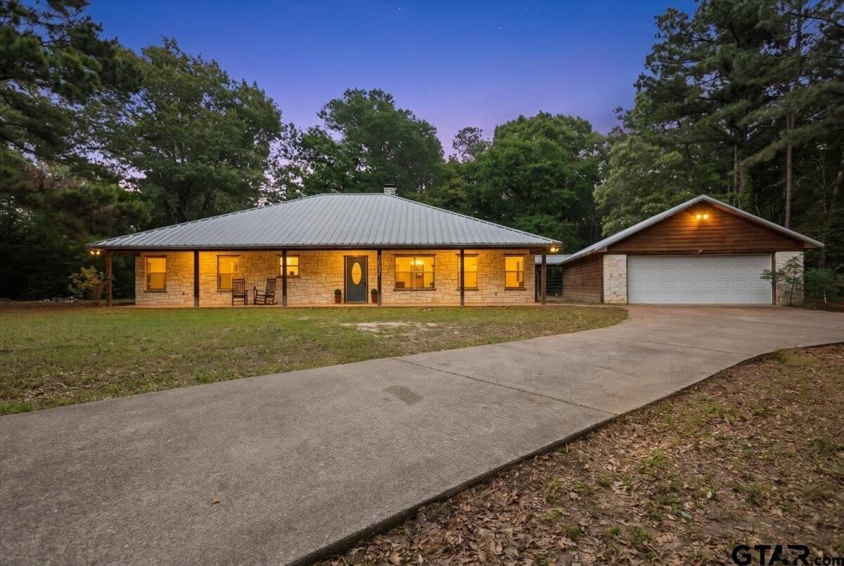 Property Photo: 16736 County Road 4199 TX 75771