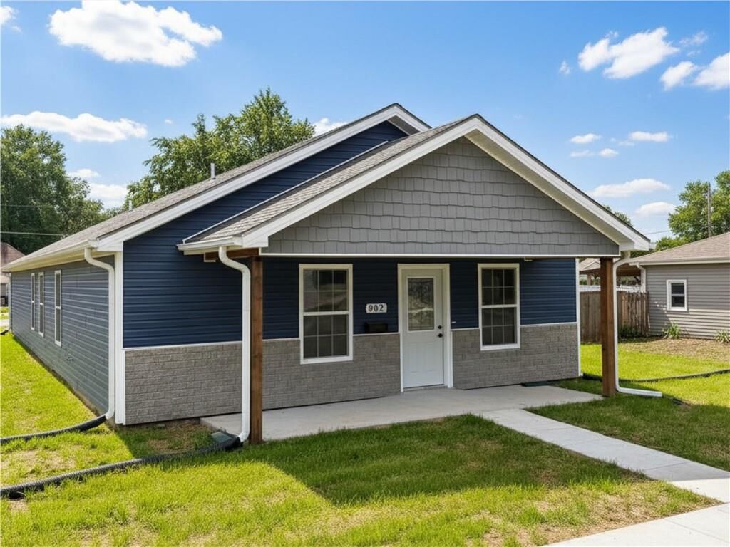 Property Photo:  902 Morgan Street  MO 64504 